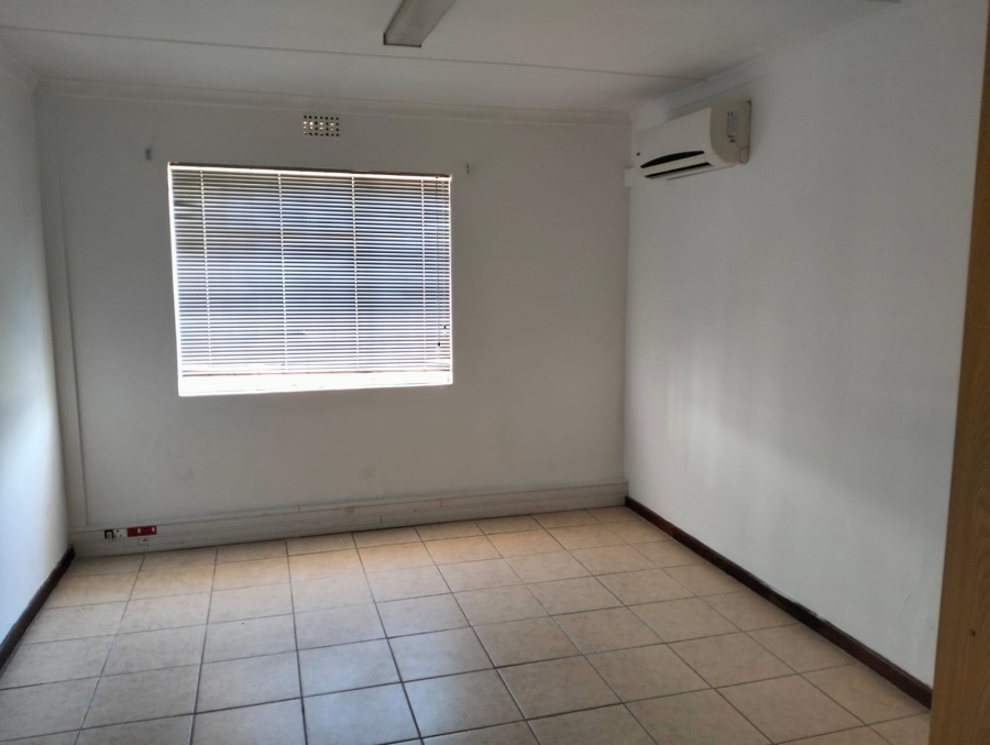 To Let commercial Property for Rent in Klipheuwel Western Cape